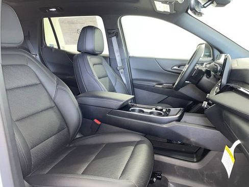 New 2026 Chevrolet Equinox LT w/ Convenience Package II AWD/4WD image 23