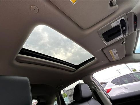 New 2026 Honda HR-V EX-L image 23