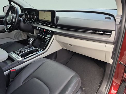 Used 2022 Kia Carnival SX FWD image 15