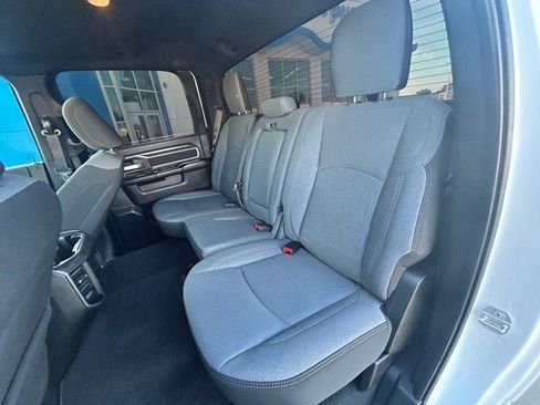 Used 2024 RAM 2500 Big Horn w/ Off Road Package AWD/4WD image 6
