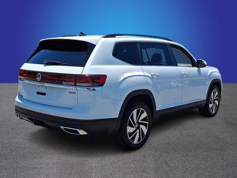 Used 2025 Volkswagen Atlas SE AWD/4WD image 4