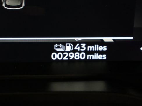 Used 2025 Mitsubishi Outlander ES image 17