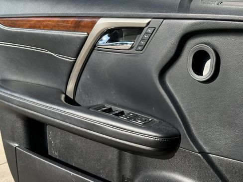 Used 2018 Lexus RX 450h AWD w/ Premium Package image 24