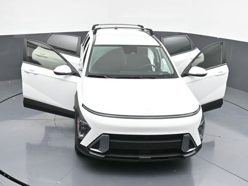 Used 2024 Hyundai Kona SEL w/ Convenience Package image 36