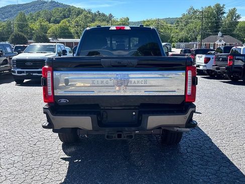 Used 2023 Ford F250 King Ranch AWD/4WD image 6