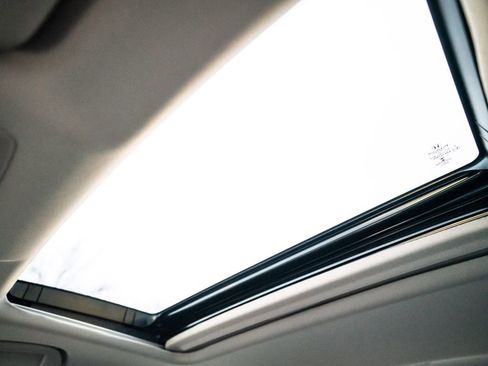 Used 2021 Honda Accord Touring image 36