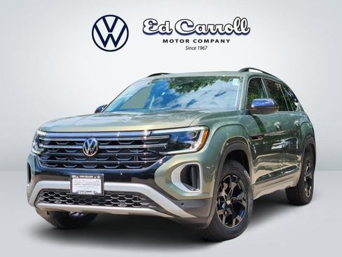 New 2026 Volkswagen Atlas Peak Edition AWD/4WD image 1