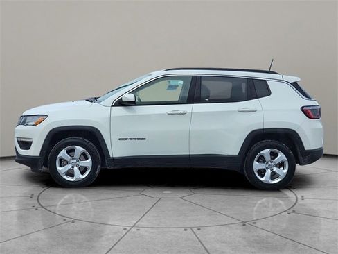 Certified 2021 Jeep Compass Latitude image 9