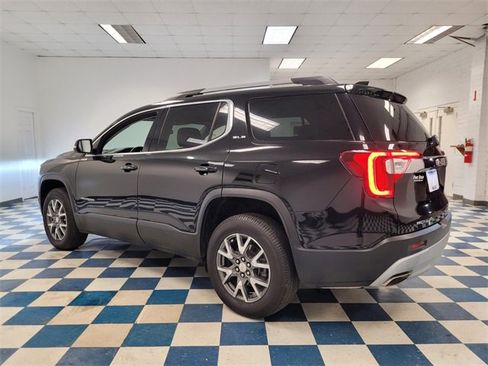 Used 2022 GMC Acadia SLE w/ Driver Convenience Package image 5