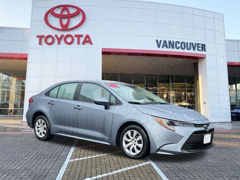 Certified 2023 Toyota Corolla LE image 1