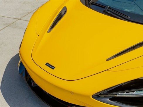 Used 2023 McLaren 720S image 26