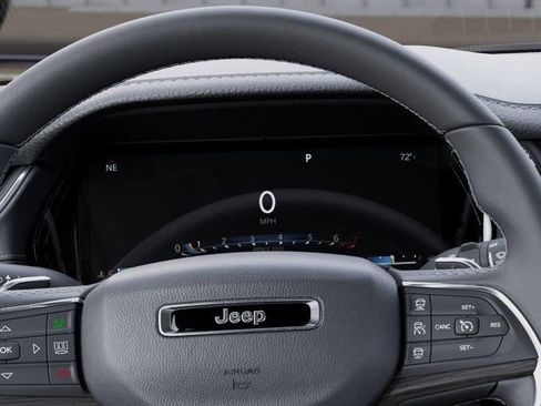 New 2026 Jeep Grand Cherokee L Limited AWD/4WD image 17
