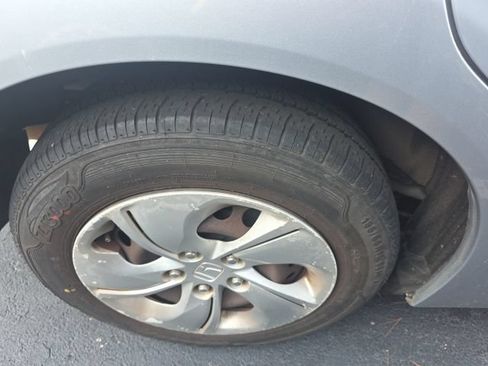 Used 2013 Honda Civic LX image 12