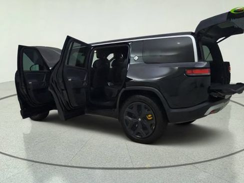 Used 2024 Rivian R1S Adventure AWD/4WD image 14