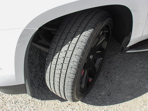 Used 2020 Cadillac Escalade ESV Luxury image 53