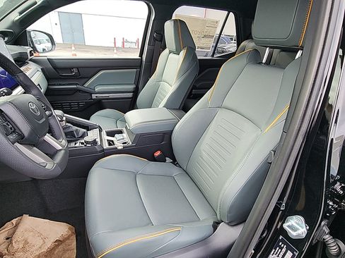 New 2026 Toyota 4Runner 4WD image 21