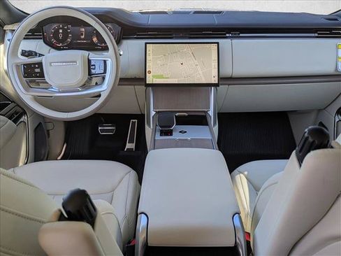 New 2026 Land Rover Range Rover Autobiography AWD/4WD image 16