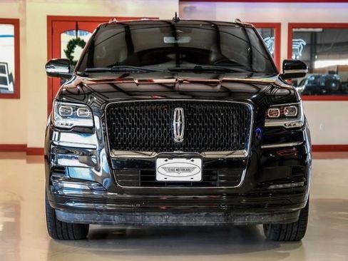 Used 2022 Lincoln Navigator L Reserve image 10