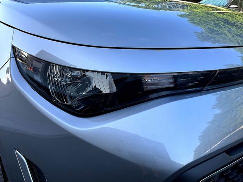 Certified 2025 Kia Soul LX w/ LX Technology Package FWD image 31