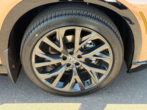 New 2026 Toyota Crown Signia image 10