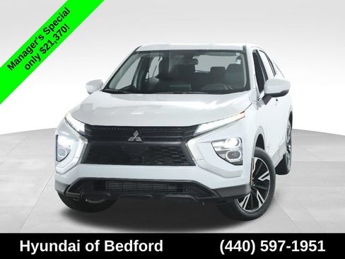 Used 2025 Mitsubishi Eclipse Cross SE AWD/4WD image 2