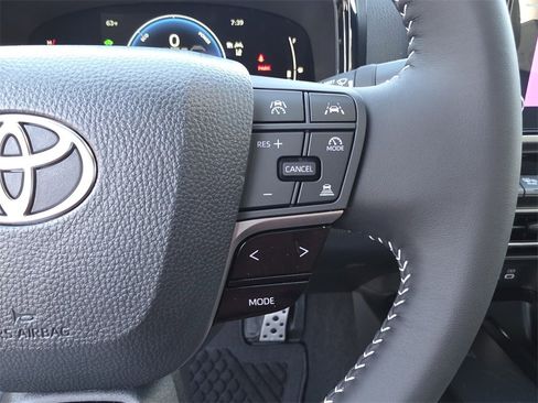 New 2026 Toyota Camry SE image 30