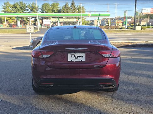 Used 2016 Chrysler 200 S image 6