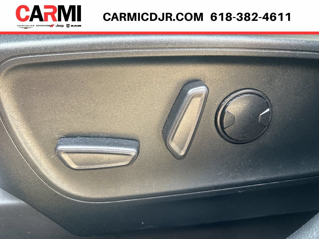 Used 2022 Ford Escape SEL w/ Technology Package AWD/4WD image 11
