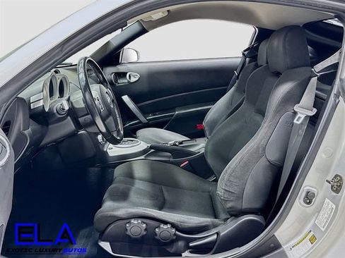 Used 2006 Nissan 350Z Enthusiast w/ (N93) Cargo Convenience Pkg image 17