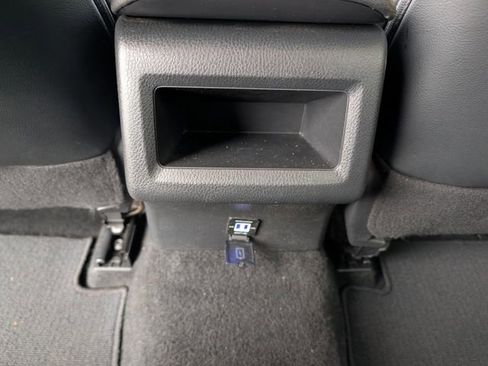 Used 2020 Toyota Camry SE image 23