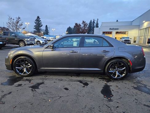 Used 2023 Chrysler 300 S image 3