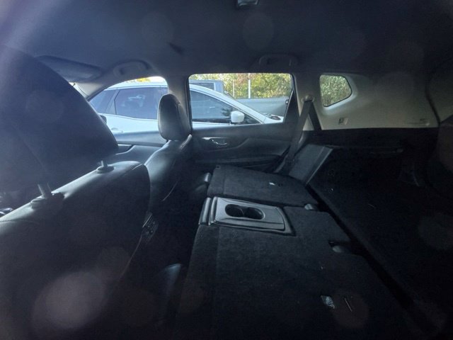 Used 2018 Nissan Rogue SL FWD image 11