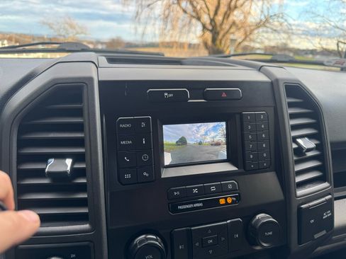 Used 2022 Ford F350 XL w/ Power Equipment Group image 20