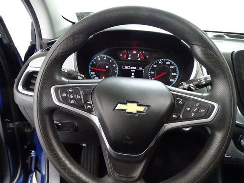 Certified 2022 Chevrolet Equinox LS AWD/4WD image 6