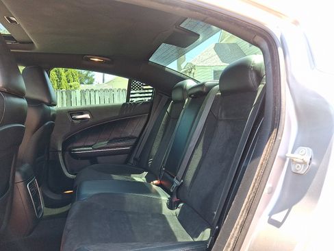 Used 2016 Dodge Charger R/T image 10