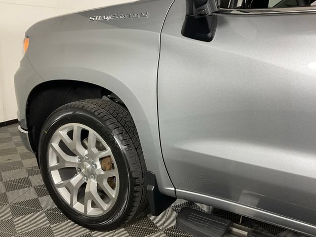 Used 2023 Chevrolet Silverado 1500 LTZ AWD/4WD image 36