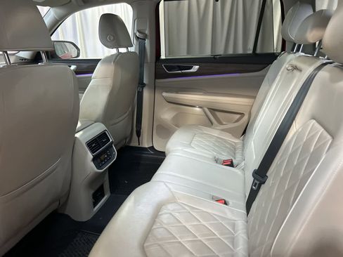 Used 2024 Volkswagen Atlas SEL Premium R-Line image 21