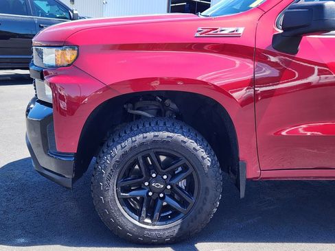 Used 2020 Chevrolet Silverado 1500 Custom Trail Boss w/ Custom Convenience Package AWD/4WD image 11