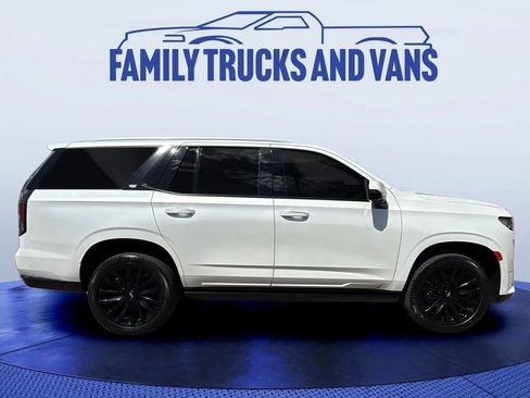Used 2021 Cadillac Escalade Premium Luxury w/ Driver Assist Tech Package AWD/4WD image 6