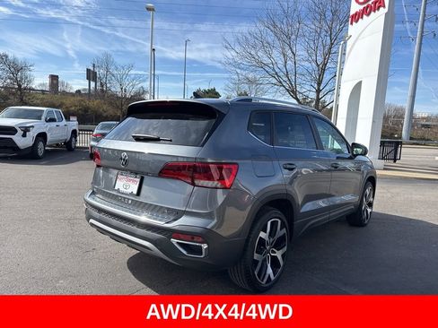 Used 2023 Volkswagen Taos SEL image 7