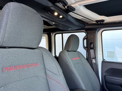 New 2026 Jeep Wrangler Unlimited Rubicon w/ Safety Group image 15