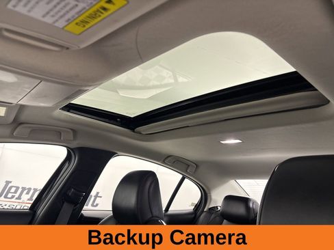 Used 2025 MAZDA MAZDA3 s image 9