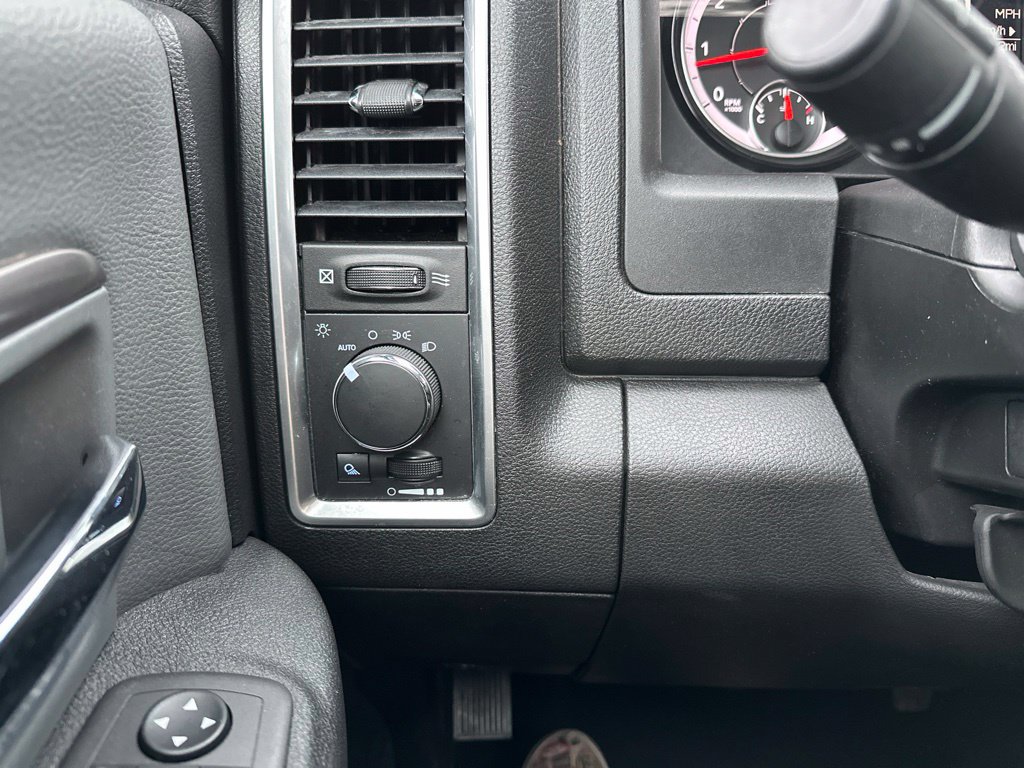 Used 2024 RAM 1500 Classic SLT AWD/4WD image 44