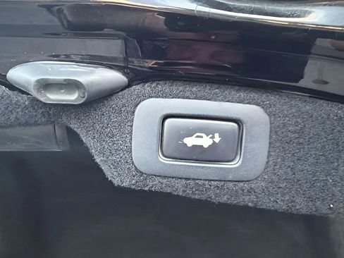 Used 2014 Lexus LS 460 L w/ Ultra Luxury Package image 11