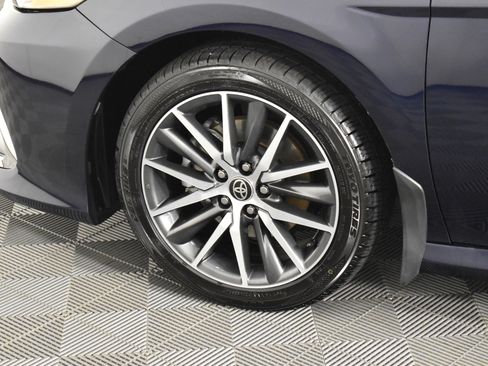 Used 2022 Toyota Camry XLE image 54