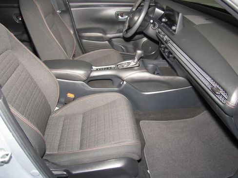 Certified 2023 Honda HR-V Sport image 18