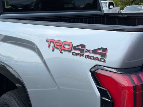 Used 2024 Toyota Tundra Platinum w/ TRD Off-Road Package AWD/4WD image 37