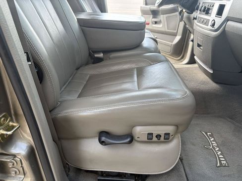 Used 2006 Dodge Ram 2500 Truck Laramie AWD/4WD image 39