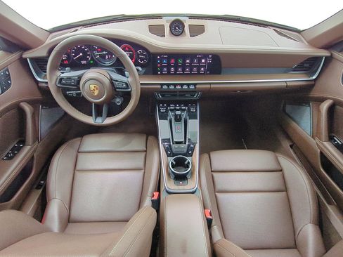 Certified 2023 Porsche 911 Targa 4S AWD/4WD image 19