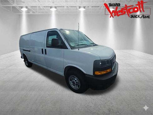 New 2026 GMC Savana 2500 Extended w/ Driver Convenience Package RWD image 1